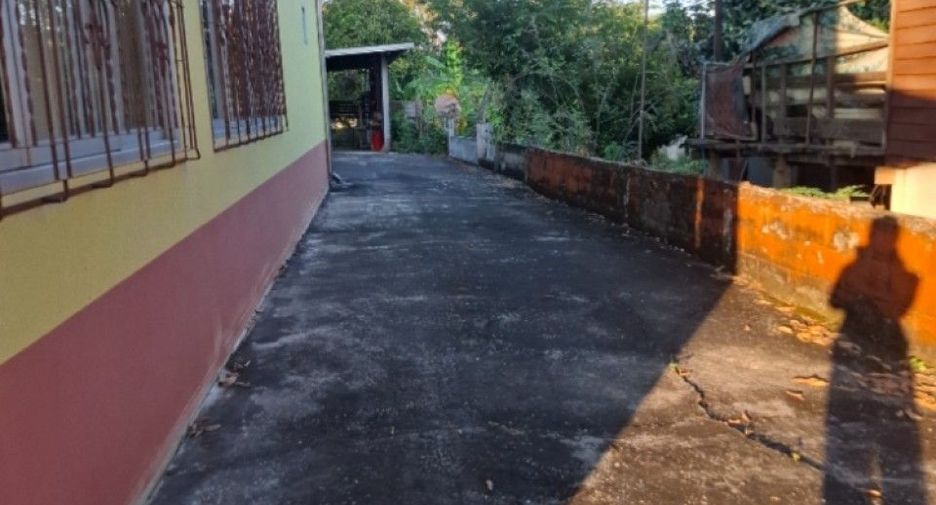 For sale 4 bedrooms house in Thoeng, Chiang Rai