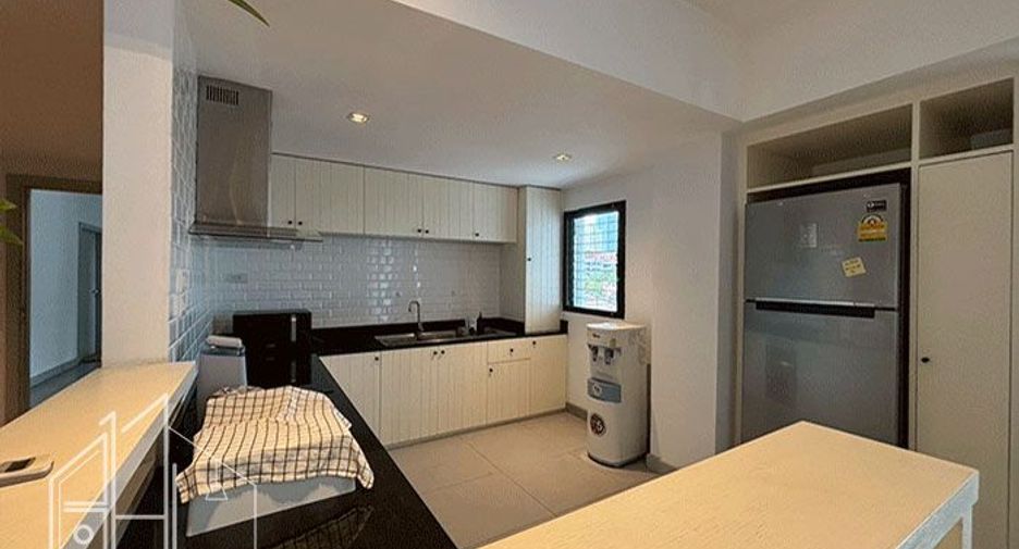 Wohnung zur Miete mit 3 Zimmer in Watthana, Bangkok