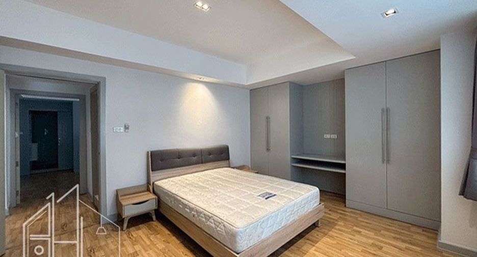 Wohnung zur Miete mit 3 Zimmer in Watthana, Bangkok