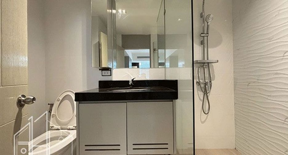 Wohnung zur Miete mit 2 Zimmer in Watthana, Bangkok