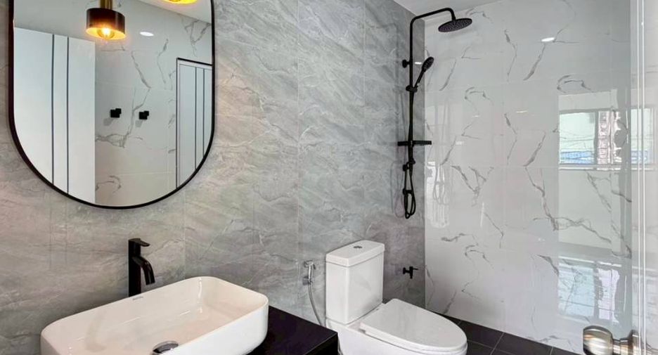 For sale 3 bedrooms townhouse in Mueang Phuket, Phuket
