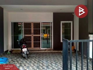 For sale 3 bedrooms townhouse in Phan Thong, Chonburi
