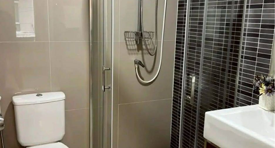 For rent 3 bedrooms townhouse in Thalang, Phuket