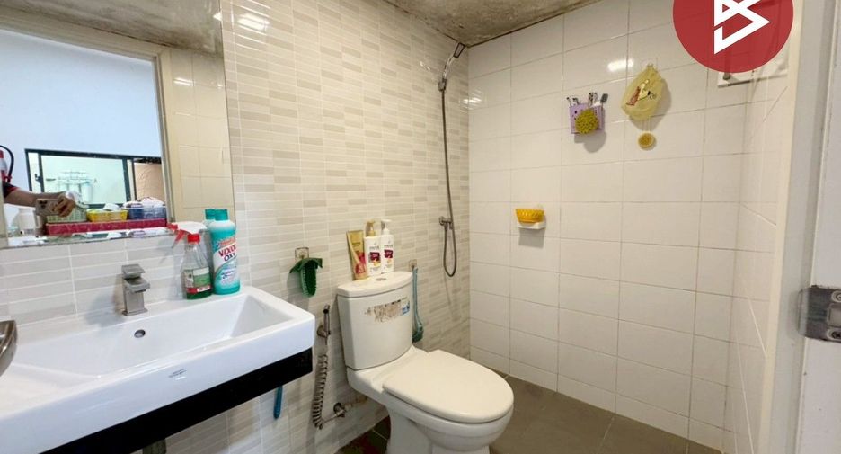Reihenhaus zum Kauf mit 3 Zimmer in Mueang Nonthaburi, Nonthaburi