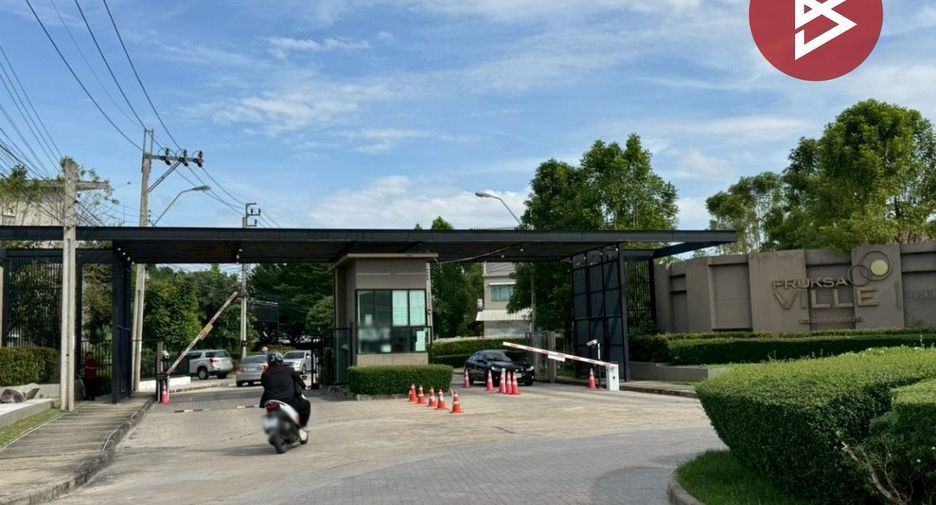 Reihenhaus zum Kauf mit 3 Zimmer in Mueang Nonthaburi, Nonthaburi