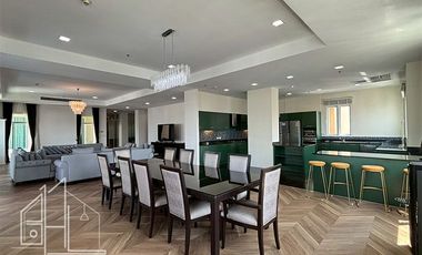 Condo en alquiler de 4 habitaciones en Watthana, Bangkok