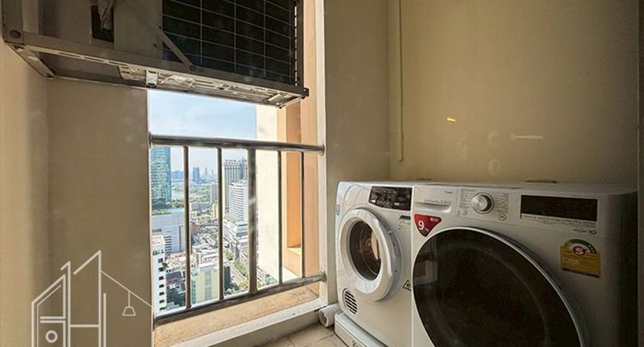 Condo en alquiler de 4 habitaciones en Watthana, Bangkok