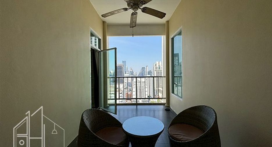 Condo en alquiler de 4 habitaciones en Watthana, Bangkok