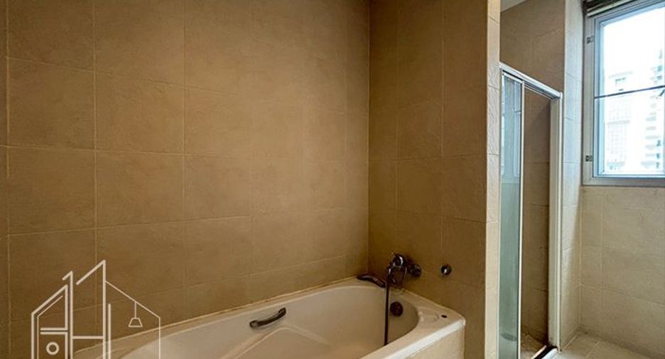 Apartamento en alquiler de 2 habitaciones en Watthana, Bangkok