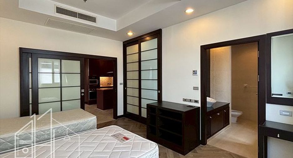 Condo en alquiler de 2 habitaciones en Watthana, Bangkok