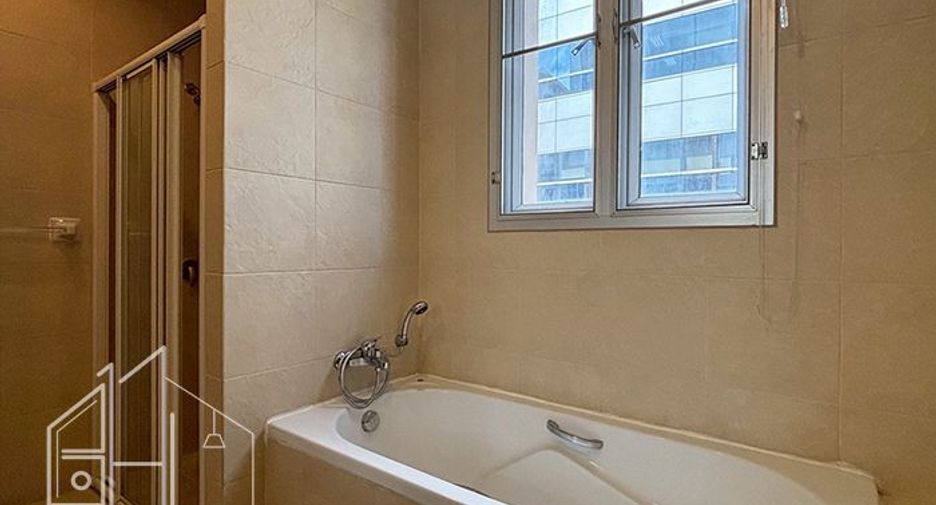 Condo en alquiler de 2 habitaciones en Watthana, Bangkok