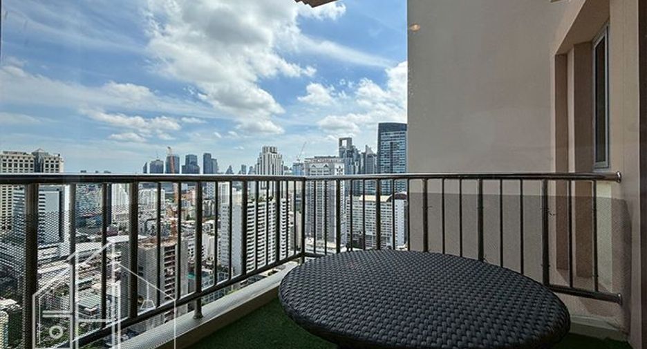 Condo en alquiler de 2 habitaciones en Watthana, Bangkok