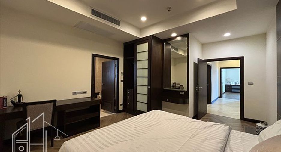 Apartamento en alquiler de 3 habitaciones en Watthana, Bangkok