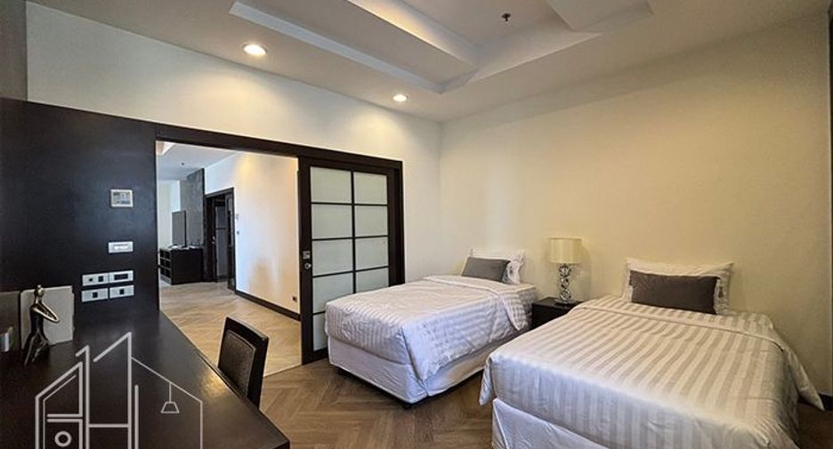 Apartamento en alquiler de 3 habitaciones en Watthana, Bangkok
