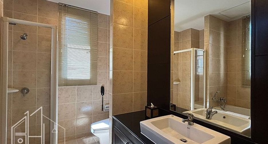 Apartamento en alquiler de 3 habitaciones en Watthana, Bangkok