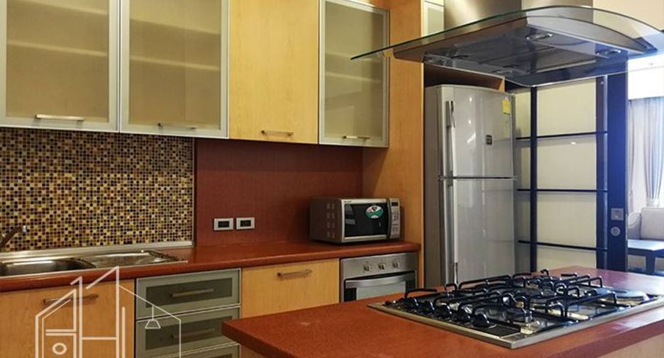Condo en alquiler de 3 habitaciones en Watthana, Bangkok