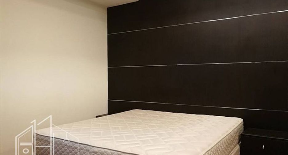 Condo en alquiler de 3 habitaciones en Watthana, Bangkok