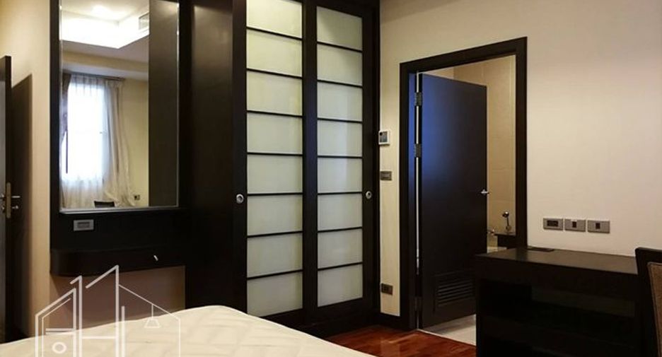 Condo en alquiler de 3 habitaciones en Watthana, Bangkok