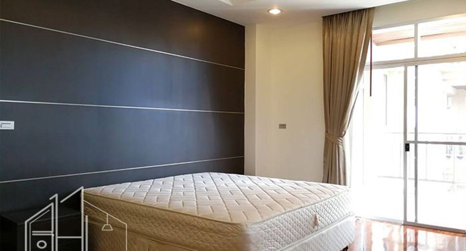 Condo en alquiler de 3 habitaciones en Watthana, Bangkok