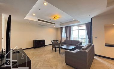 For rent 3 bedrooms condo in Watthana, Bangkok