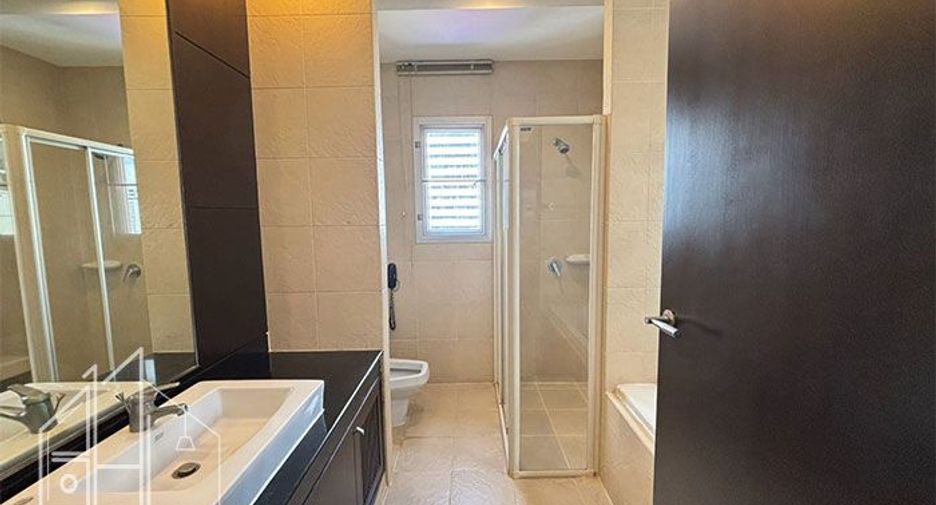 For rent 3 ベッドルーム condo in Watthana, Bangkok