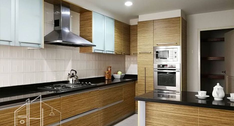 For rent 3 bedrooms condo in Watthana, Bangkok