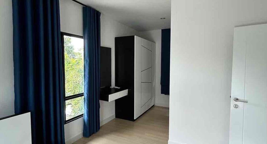 For rent 3 bedrooms house in Lam Luk Ka, Pathum Thani