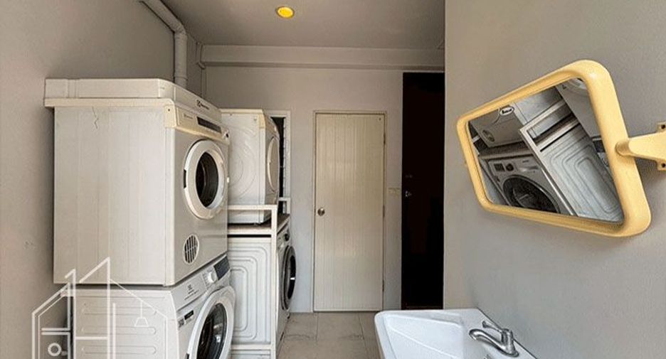 Condo en alquiler de 4 habitaciones en Watthana, Bangkok