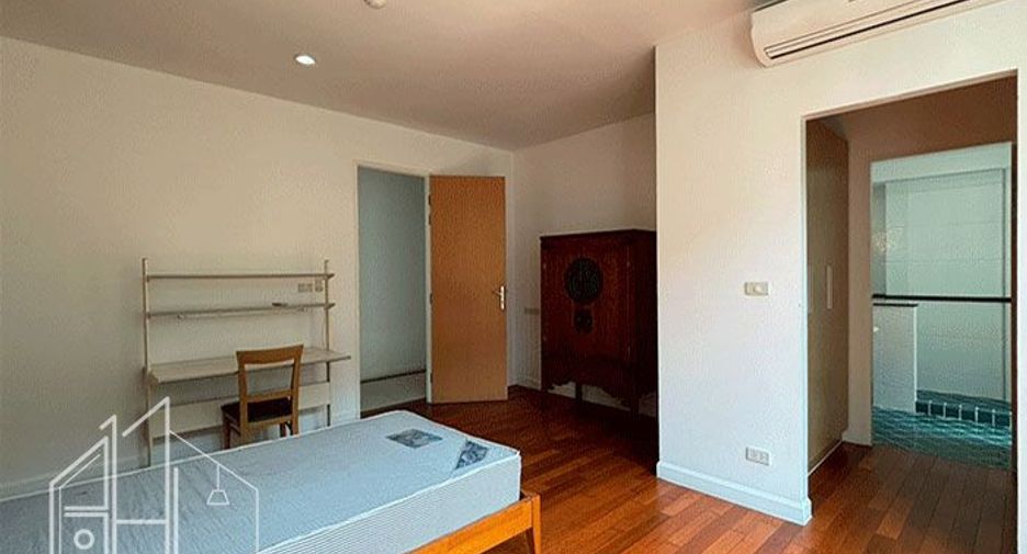 Condo en alquiler de 4 habitaciones en Watthana, Bangkok