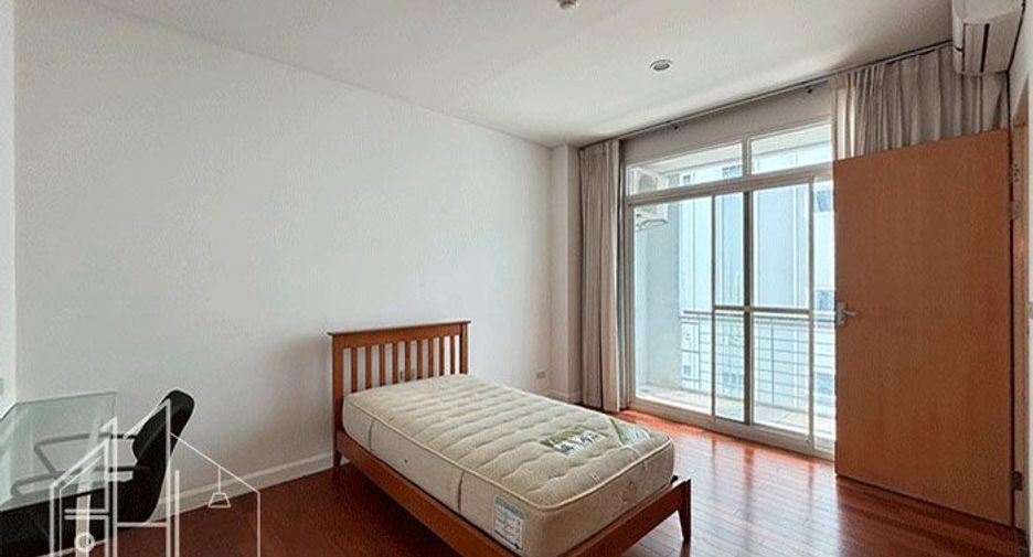 Condo en alquiler de 4 habitaciones en Watthana, Bangkok
