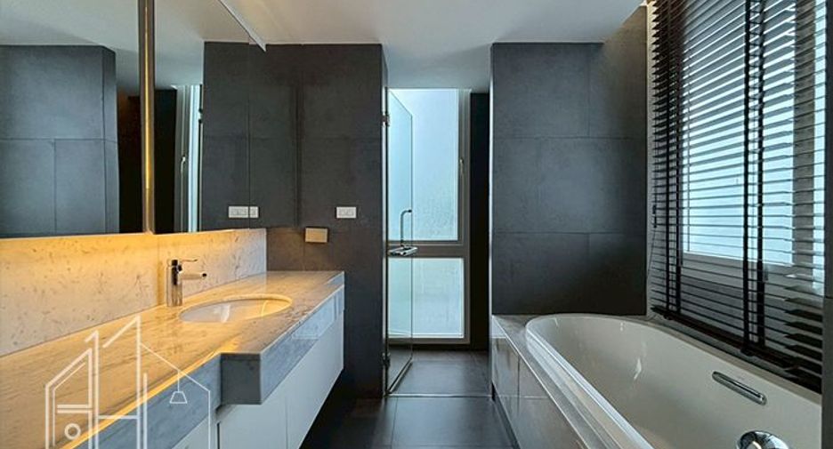 For rent and for sale 3 bedrooms condo in Watthana, Bangkok