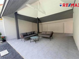 For sale 4 bedrooms house in Bang Lamung, Chonburi