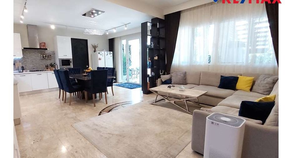 For sale 5 bedrooms house in Sattahip, Chonburi