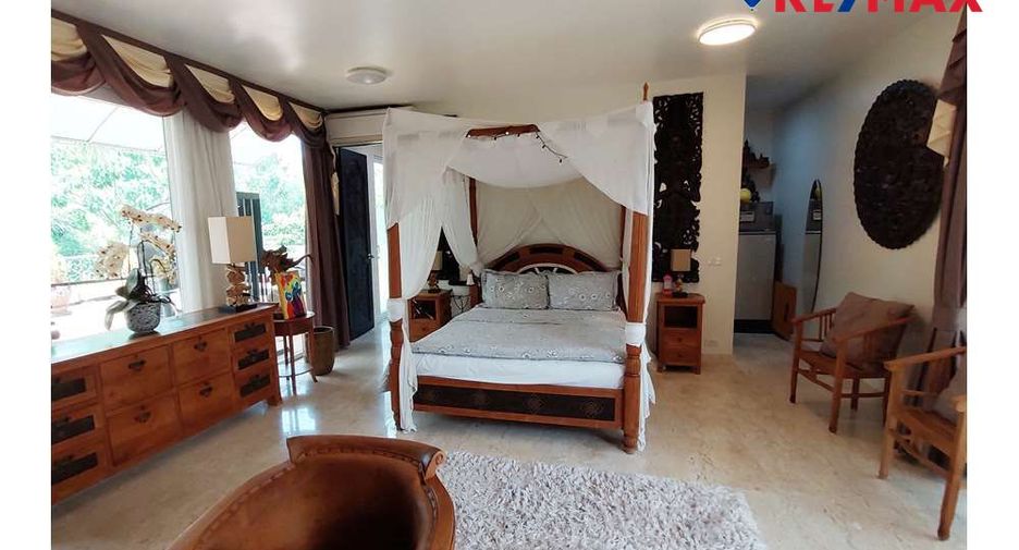 For sale 5 bedrooms house in Sattahip, Chonburi