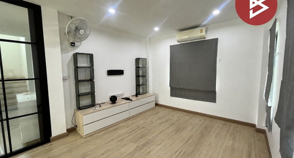 For sale 3 bedrooms house in Bang Bua Thong, Nonthaburi