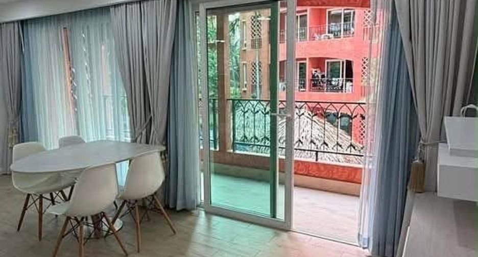 Продажа 2 спальни кондо в Йомтиен, Паттайя