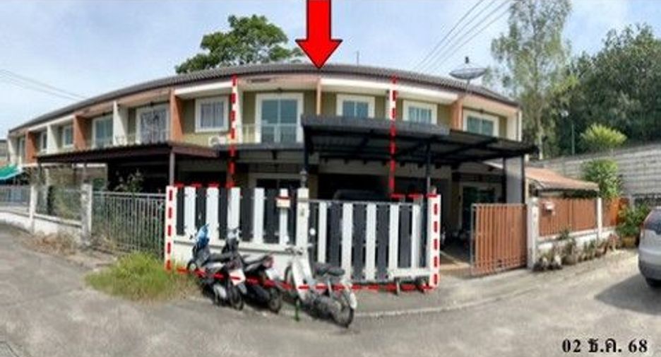 Casa adosada en venta de 1 habitaciones en Ban Khai, Rayong