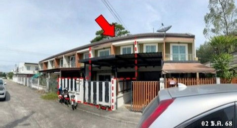 Casa adosada en venta de 1 habitaciones en Ban Khai, Rayong