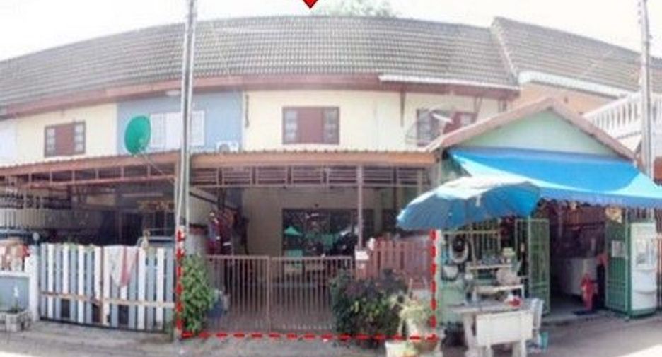 Casa adosada en venta de 1 habitaciones en Ban Khai, Rayong