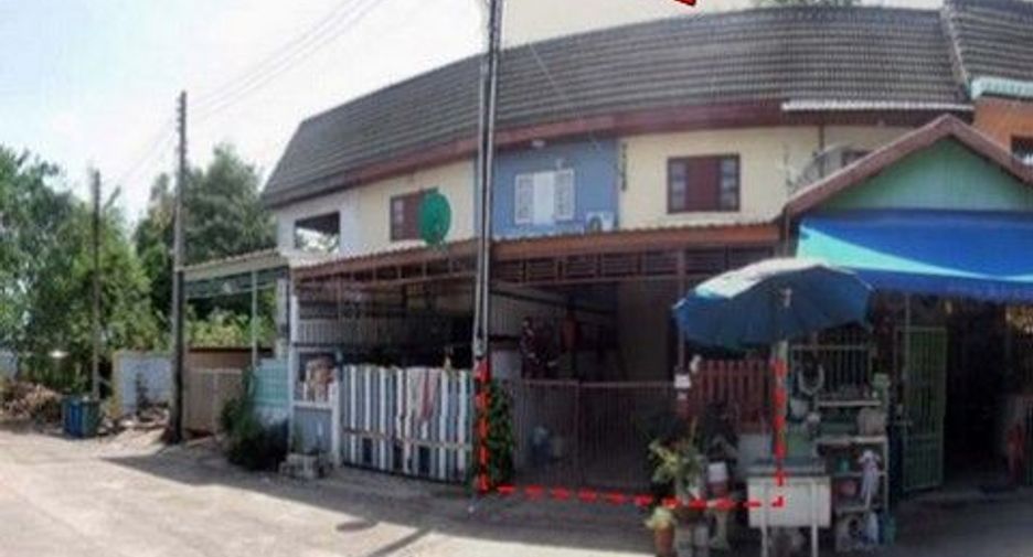 Casa adosada en venta de 1 habitaciones en Ban Khai, Rayong