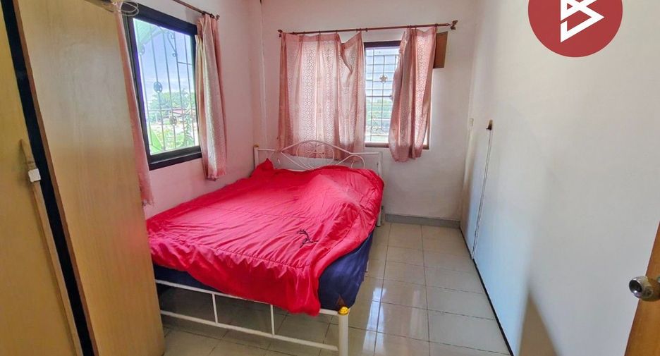 Casa adosada en venta de 3 habitaciones en Mueang Chon Buri, Chonburi