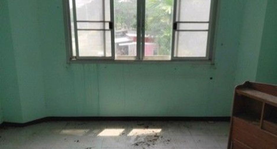 Casa adosada en venta de 1 habitaciones en Ban Khai, Rayong