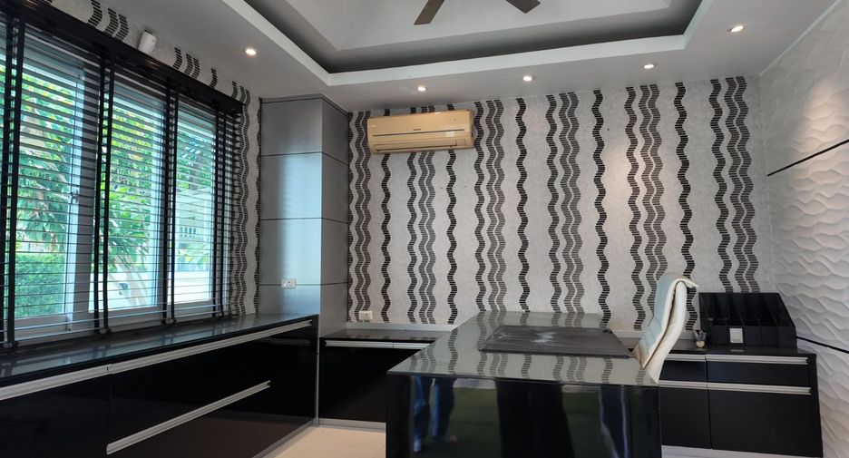Casa en venta de 4 habitaciones en Bang Phli, Samut Prakan