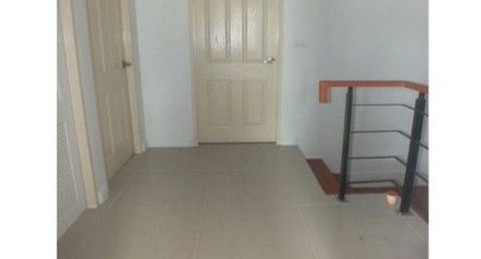 Casa adosada en venta de 1 habitaciones en Ban Khai, Rayong