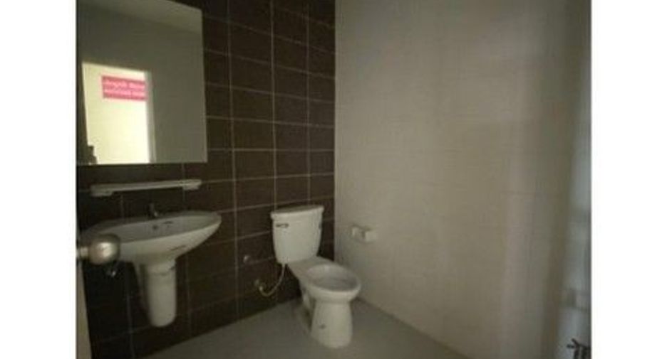 Casa adosada en venta de 1 habitaciones en Ban Khai, Rayong