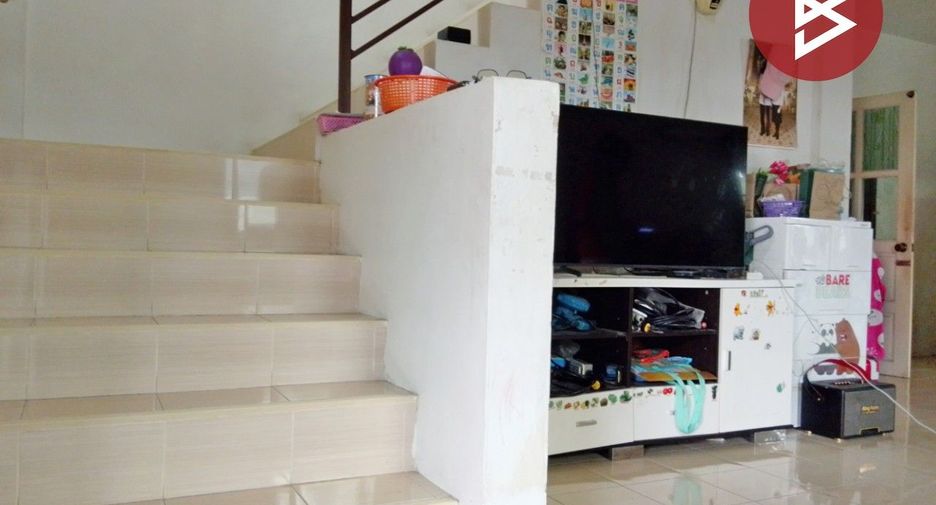 Casa en venta de 3 habitaciones en Si Racha, Chonburi
