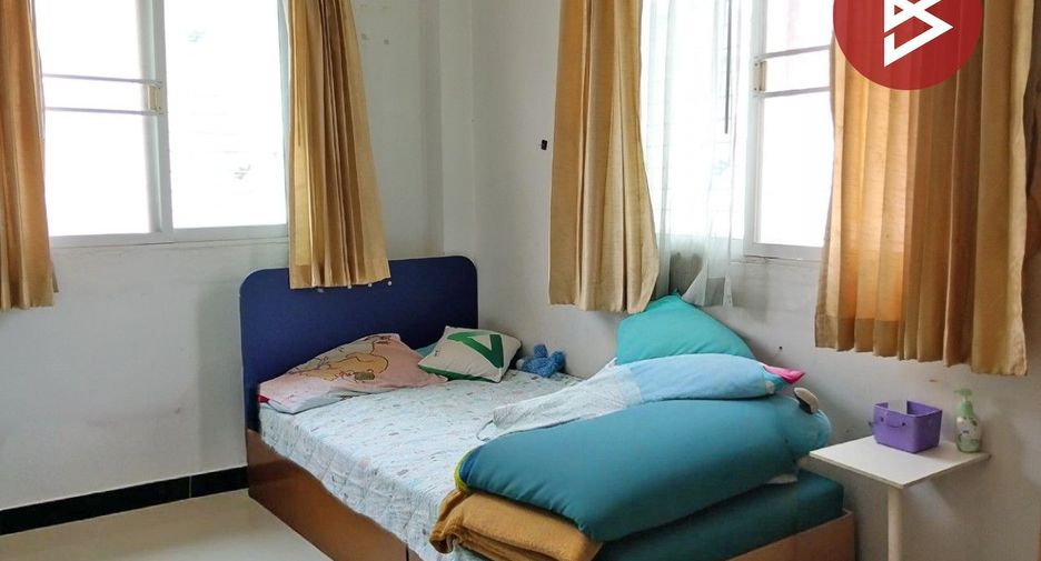 Casa en venta de 3 habitaciones en Si Racha, Chonburi