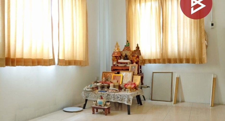 Casa en venta de 3 habitaciones en Si Racha, Chonburi