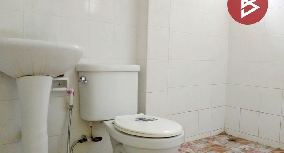 Casa en venta de 3 habitaciones en Si Racha, Chonburi