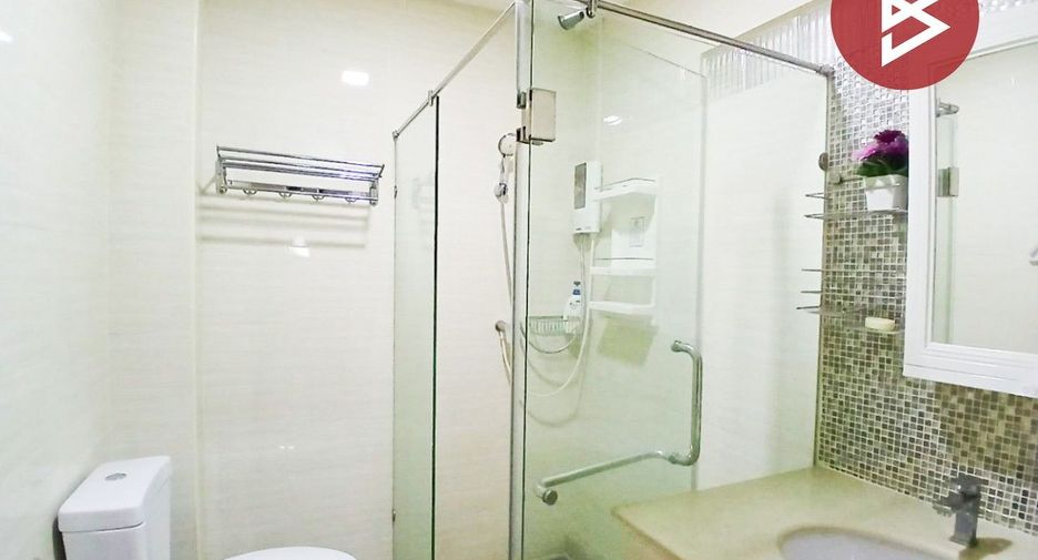 À vendre 7 chambres maison de ville à Bang Na, Bangkok